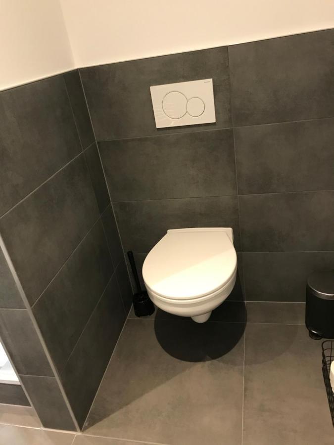 Apartment Stockholm, top renoviert, 35qm, Köln nah Bergisch Gladbach Exteriör bild